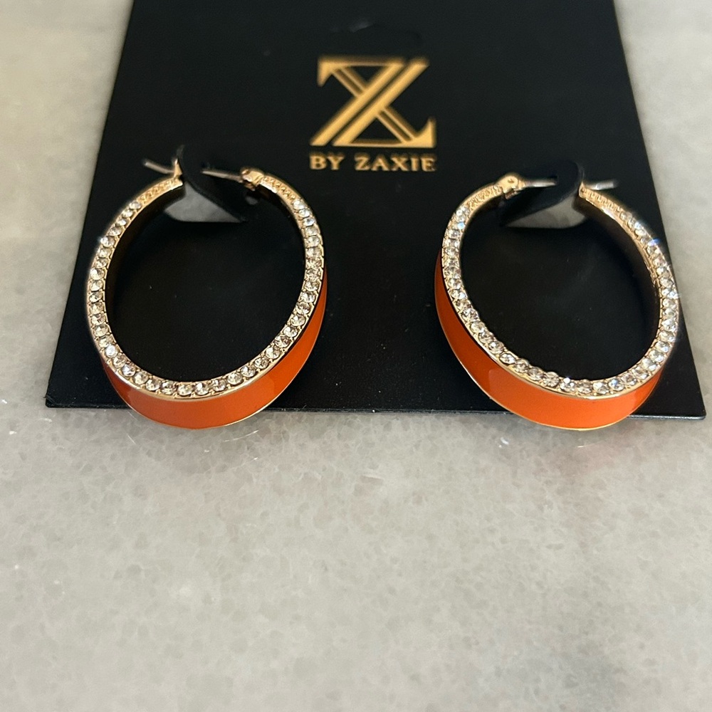 ⭐ ZAXIE Gold Rhinestone Oval Hoop Earrings Glam Sparkle Statement Jewelry - Picture 2 of 3